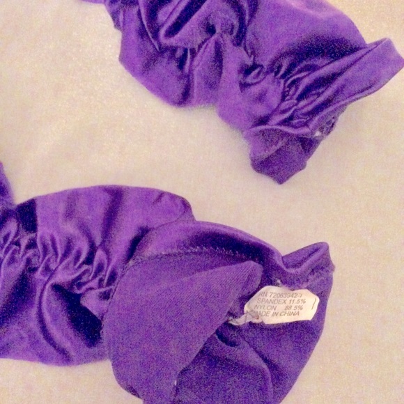 Satin long gloves Elbow length Ruched vtg opera stretchy no flaws Silky NWOT - Picture 4 of 5